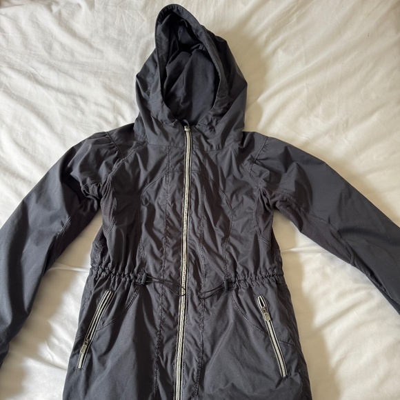 Lululemon Windbreaker Jacket with Soft Lining Size 2 - Picture 1 of 9